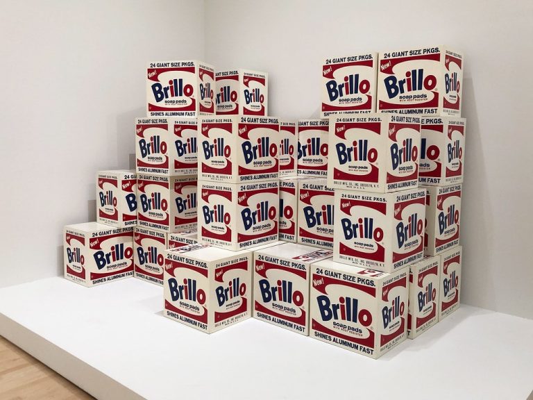 Brillo Box (Source - https://www.artchive.com/artwork/brillo-box-soap-pads-andy-warhol-1964/)